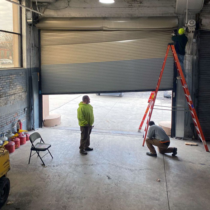 Commercial Garage Door Services in Solon, OH Commercial Garage Door Repair Services in Solon, OH